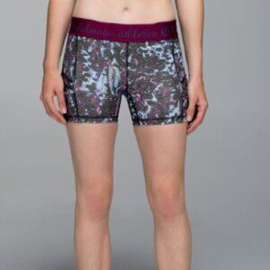 Lululemon What The Sport Short Size 4